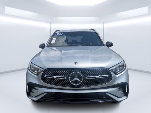 Certified 2025 Mercedes-Benz GLC 300 4MATIC image 8
