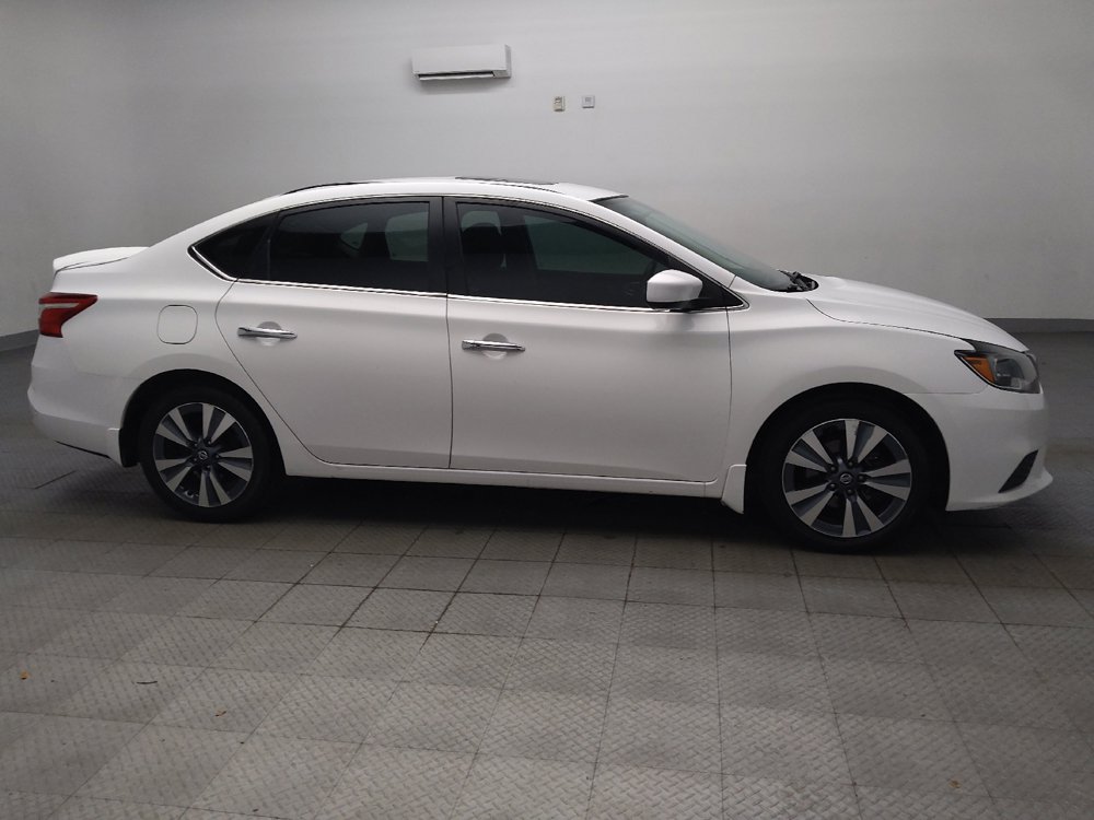 Used 2019 Nissan Sentra SV w/ Special Edition Package FWD image 11