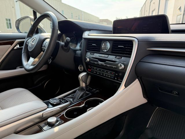 Used 2019 Lexus RX 350 AWD w/ Navigation Package image 24