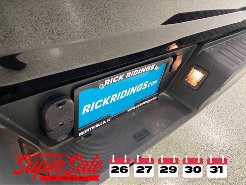 Used 2022 Ford F150 Platinum image 9