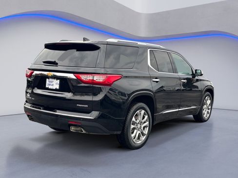 Used 2020 Chevrolet Traverse Premier w/ LPO, Floor Liner Package image 10