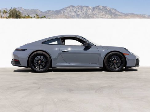 Certified 2025 Porsche 911 Carrera 4 GTS AWD/4WD image 8