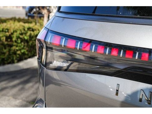 New 2026 INFINITI QX80 SPORT image 7