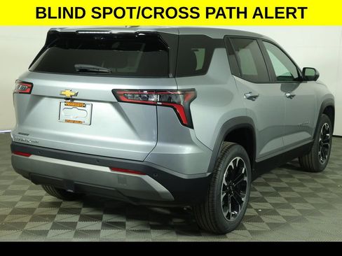 New 2026 Chevrolet Equinox LT w/ Safety and Technology Package AWD/4WD image 9