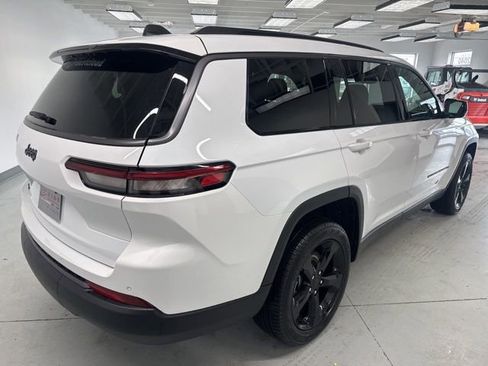 New 2026 Jeep Grand Cherokee L Limited image 10