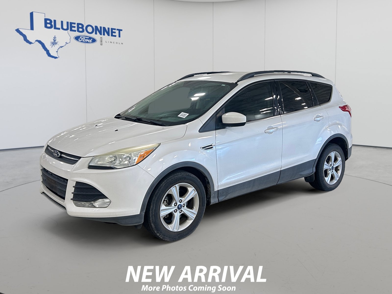 Used 2015 Ford Escape SE w/ Equipment Group 201A FWD image 1