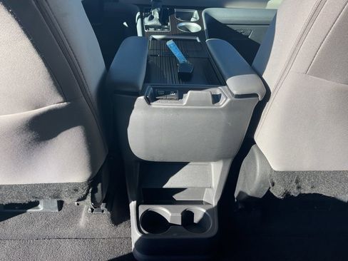 Used 2024 Toyota Sienna LE image 14