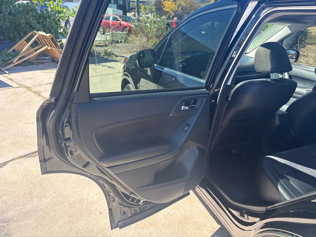 Used 2017 Subaru Forester 2.5i Limited AWD/4WD image 13