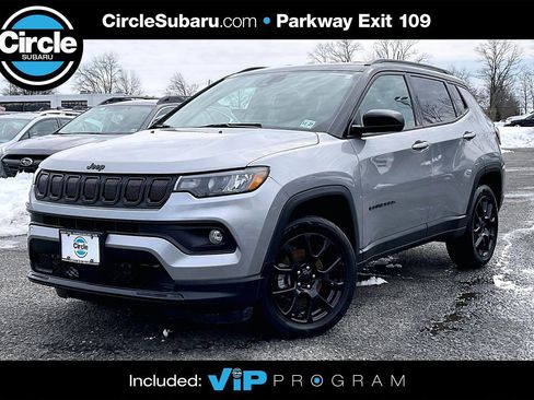 Used 2022 Jeep Compass Altitude image 1