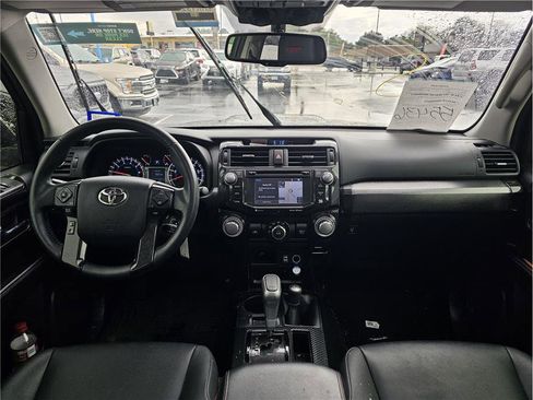 Used 2019 Toyota 4Runner TRD Off-Road Premium AWD/4WD image 5