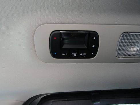 Used 2025 Honda Odyssey EX-L image 35