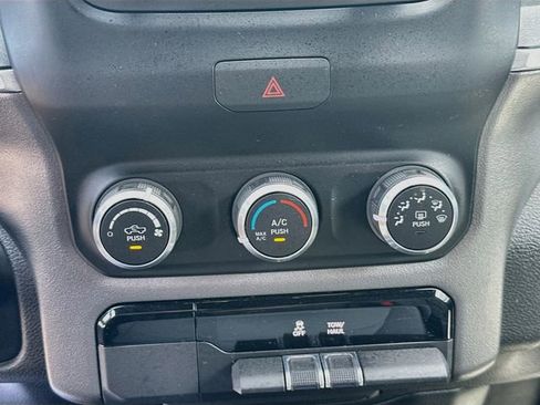 Used 2023 RAM 1500 Big Horn AWD/4WD image 16