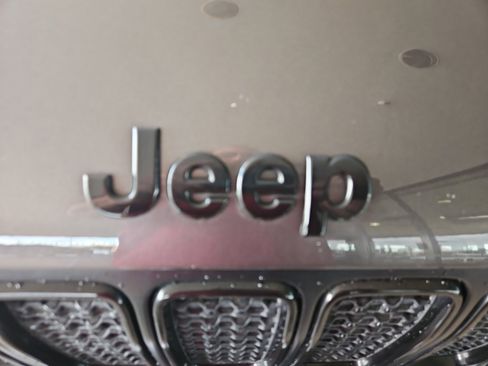 Used 2019 Jeep Renegade Altitude w/ Quick Order Package 2XM image 23