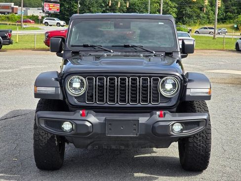 Used 2025 Jeep Wrangler Unlimited Rubicon AWD/4WD image 22