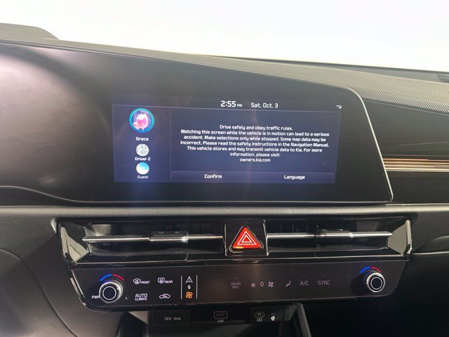 Used 2023 Kia Niro EX FWD image 14