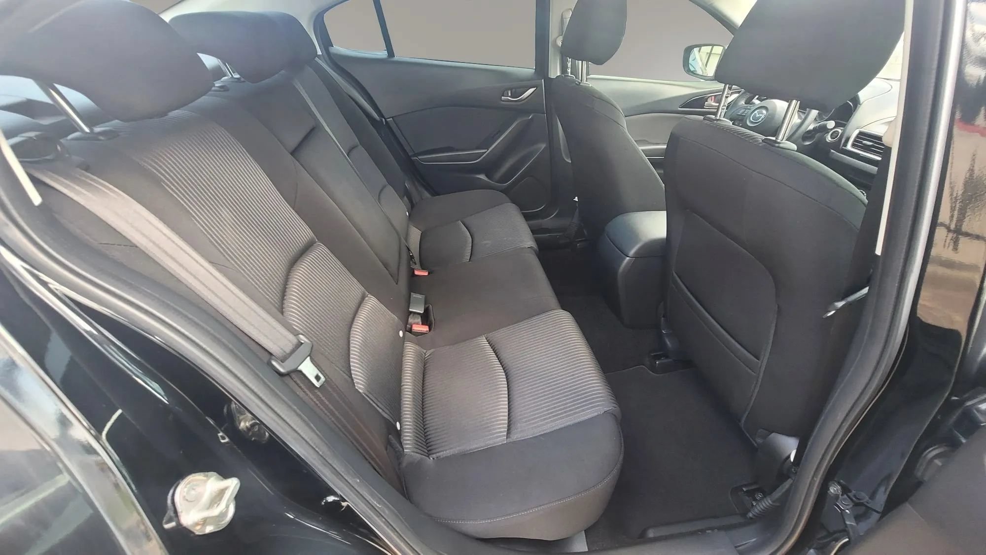 Used 2016 MAZDA MAZDA3 i Touring FWD image 15