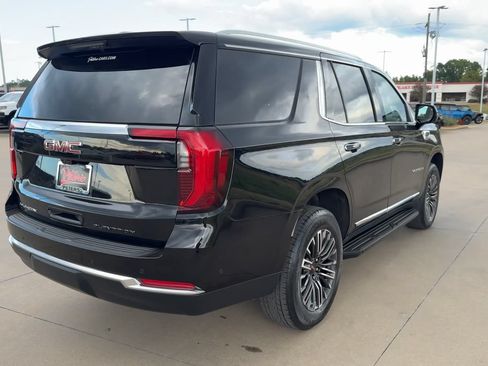 Used 2025 GMC Yukon Elevation w/ Technology Package AWD/4WD image 8