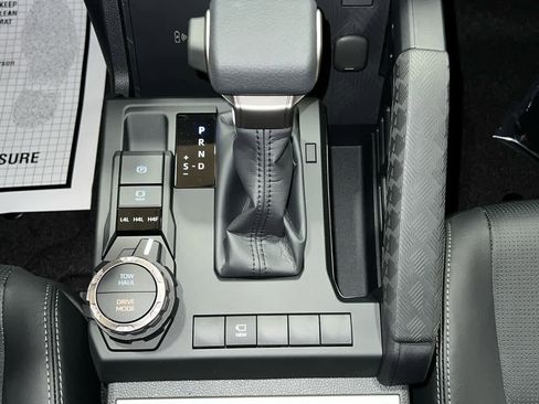 New 2026 Toyota 4Runner Limited AWD/4WD image 29