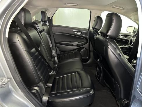 Used 2022 Ford Edge SEL image 26