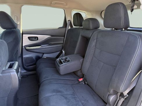 Used 2018 Nissan Murano S AWD/4WD image 19