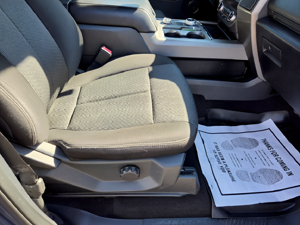 Used 2020 Ford Expedition XLT AWD/4WD image 31