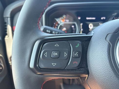 Used 2024 Jeep Wrangler Unlimited Rubicon image 13