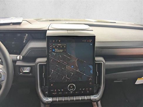 Used 2025 GMC Yukon Denali AWD/4WD image 11