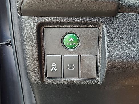 Used 2018 Honda HR-V EX-L image 27