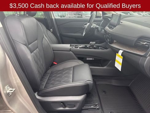 New 2026 Nissan Rogue Platinum w/ Platinum Premium Package image 40