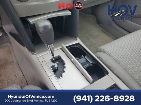 Used 2010 Toyota Camry SE FWD image 32
