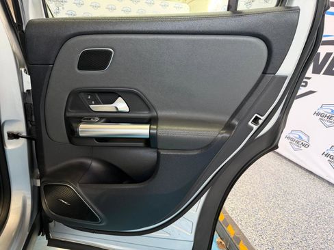 Used 2021 Mercedes-Benz GLA 35 AMG 4MATIC image 24