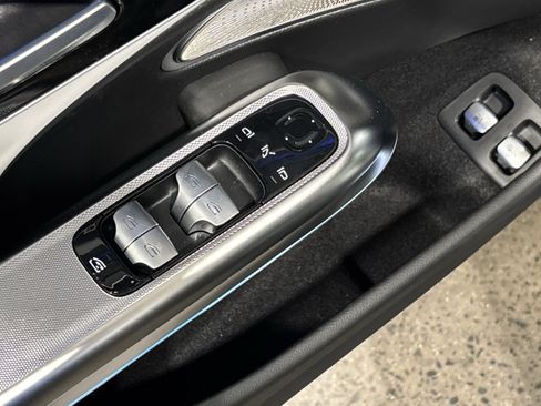 New 2026 Mercedes-Benz E 53 AMG e 4MATIC Sedan image 13