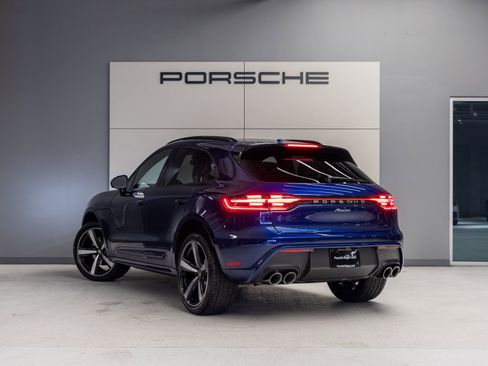 New 2025 Porsche Macan image 3