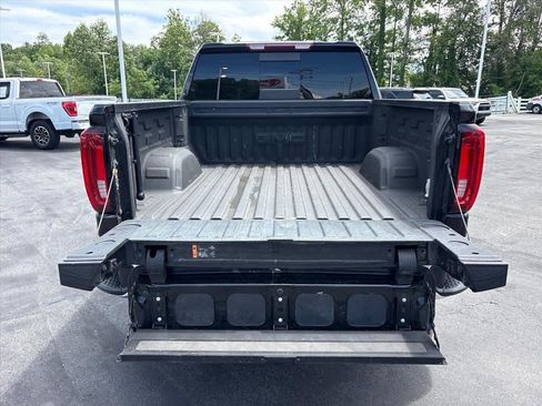 Used 2022 GMC Sierra 1500 SLT w/ SLT Premium Plus Package AWD/4WD image 29