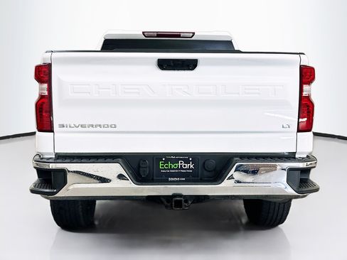 Used 2023 Chevrolet Silverado 1500 LT AWD/4WD image 7