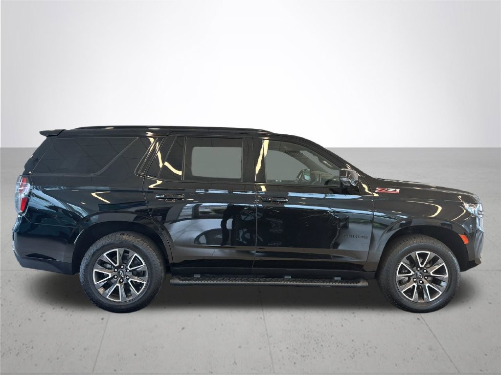 Used 2022 Chevrolet Tahoe Z71 w/ Luxury Package AWD/4WD image 6