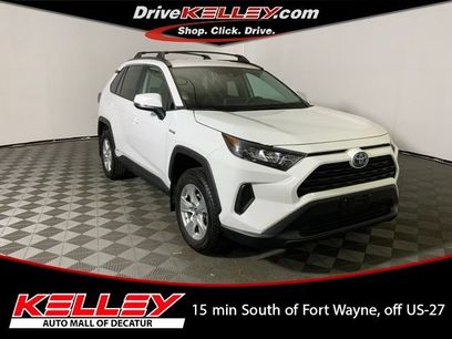 Used 2020 Toyota RAV4 LE w/ Carpet Mat Package