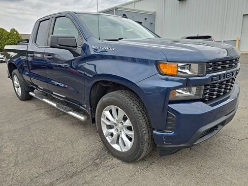 Used 2021 Chevrolet Silverado 1500 Custom image 1