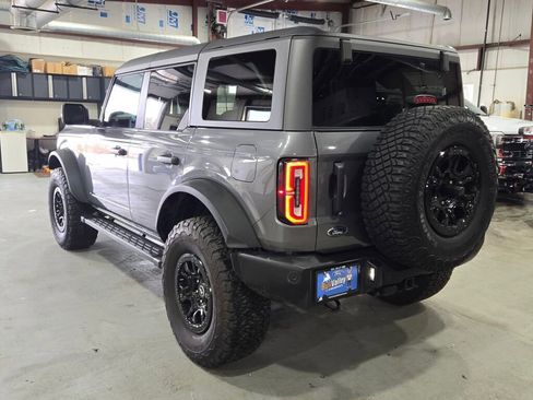 Used 2023 Ford Bronco Wildtrak image 21