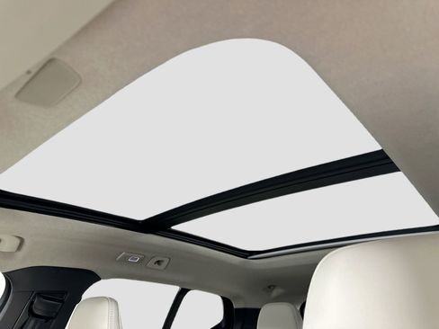 New 2026 Volvo XC40 B5 Ultra w/ Protection Package Premier image 21