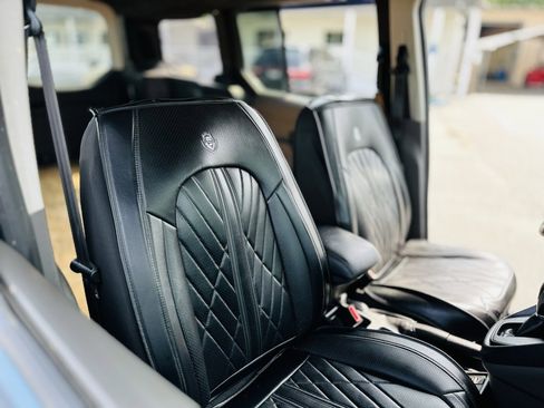 Used 2020 Ford Transit Connect XLT image 25