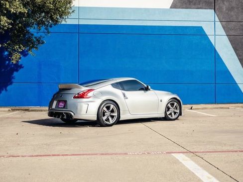 Used 2009 Nissan 370Z Coupe image 14
