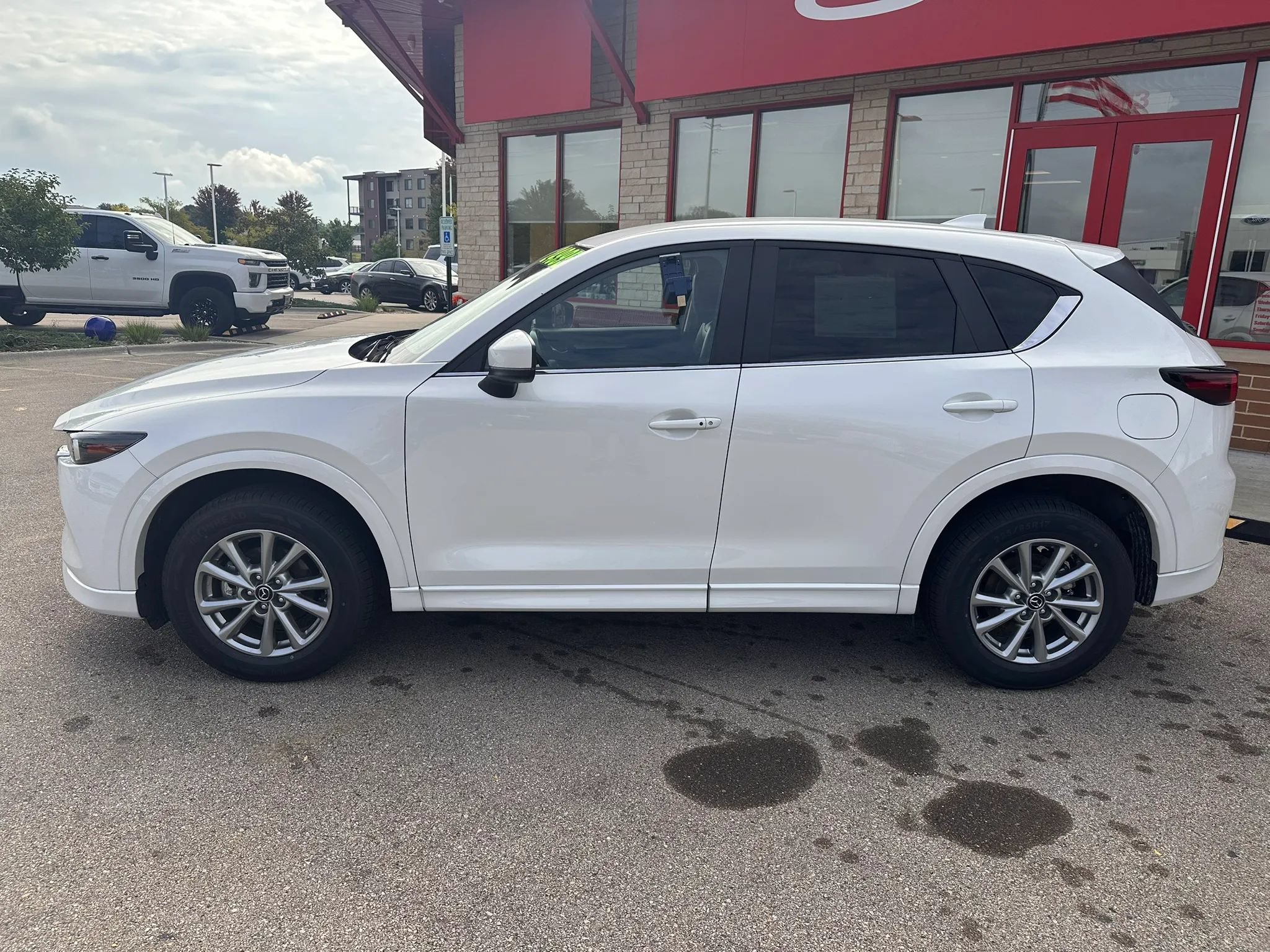 Used 2025 MAZDA CX-5 AWD 2.5 S w/ Select Package image 9