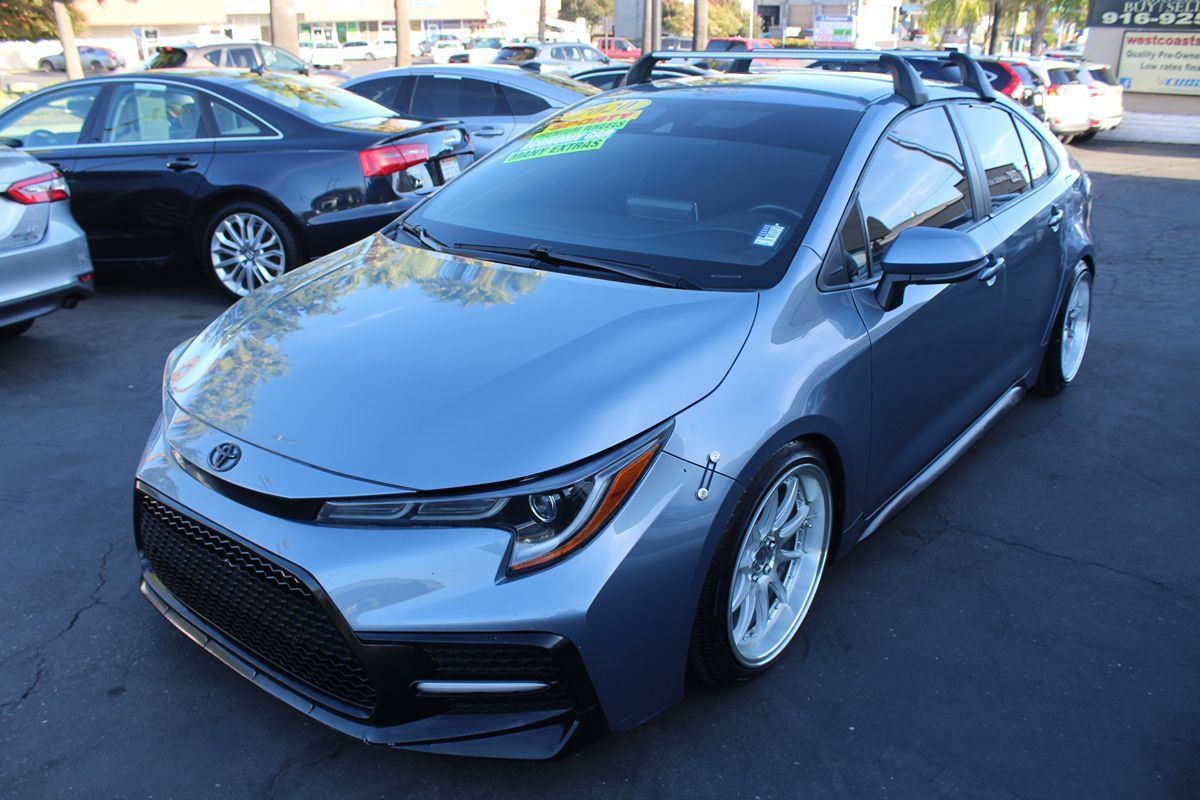 Used 2020 Toyota Corolla SE w/ Carpet Mat Package (TMS) FWD image 4
