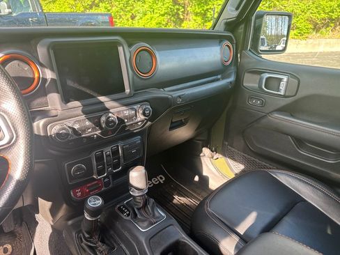 Used 2021 Jeep Gladiator Mojave AWD/4WD image 10