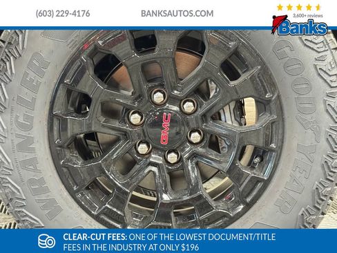 New 2026 GMC Canyon Elevation w/ Convenience Package image 4