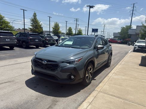 Used 2024 Subaru Crosstrek 2.0i Premium AWD/4WD image 7