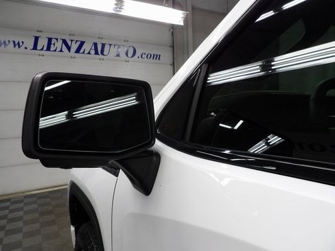 Used 2025 GMC Sierra 1500 AT4 w/ Technology Package image 67