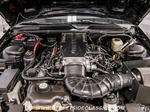 Used 2006 Ford Mustang GT Premium image 3