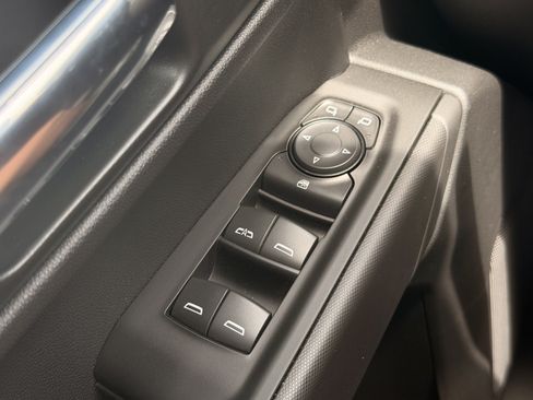 Used 2026 Chevrolet Silverado 1500 Custom Trail Boss AWD/4WD image 18